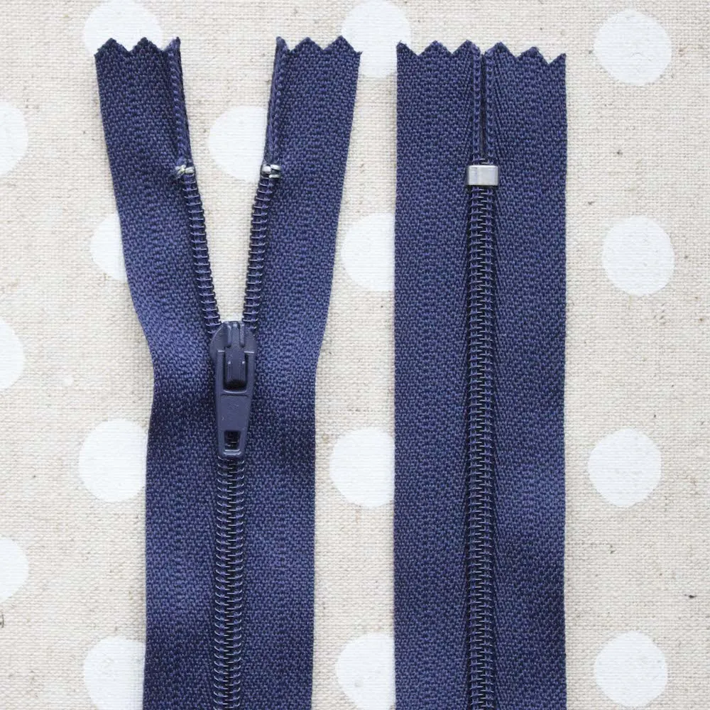 7" (18cm) Zip