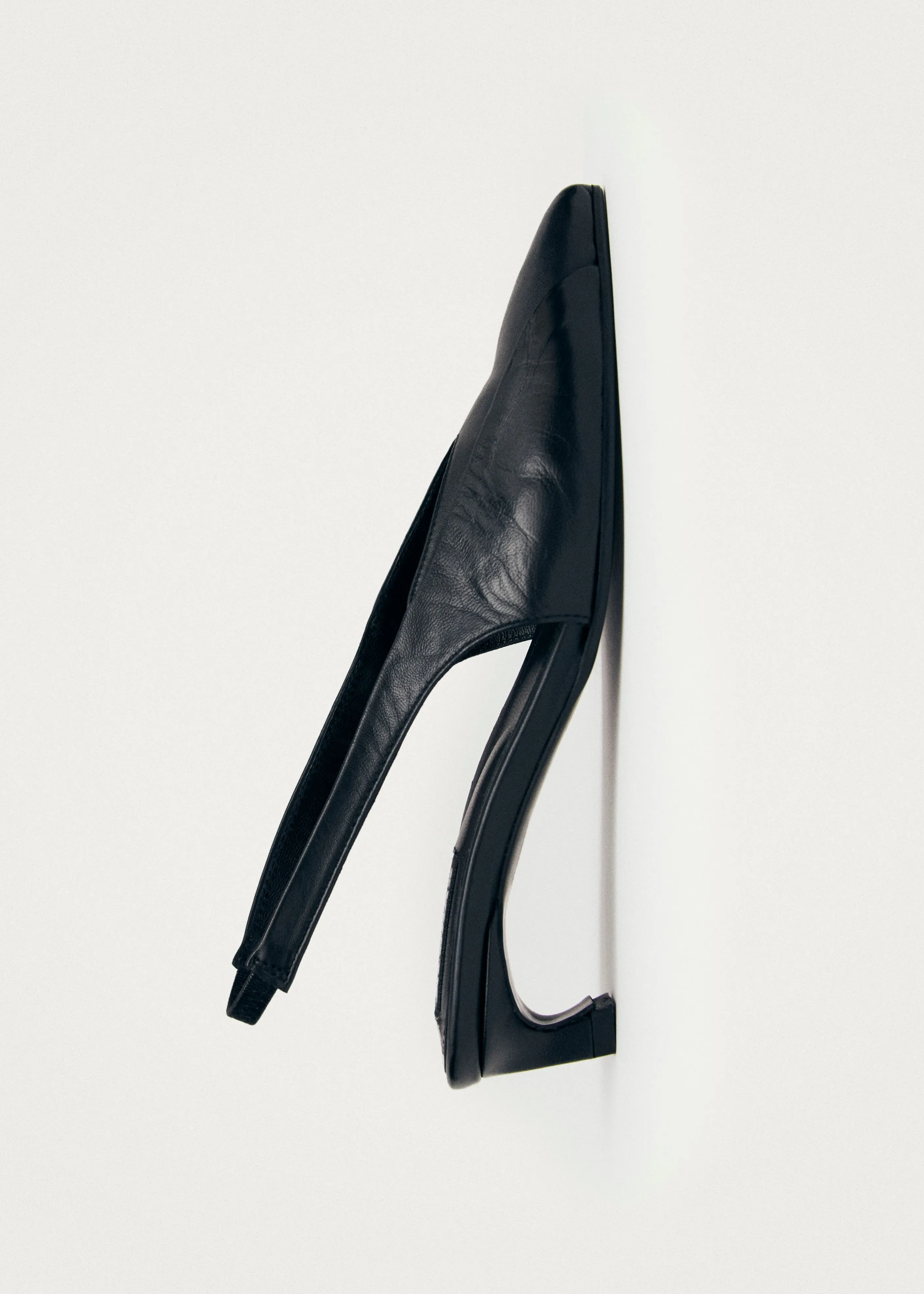 Evadne Black Leather Pumps