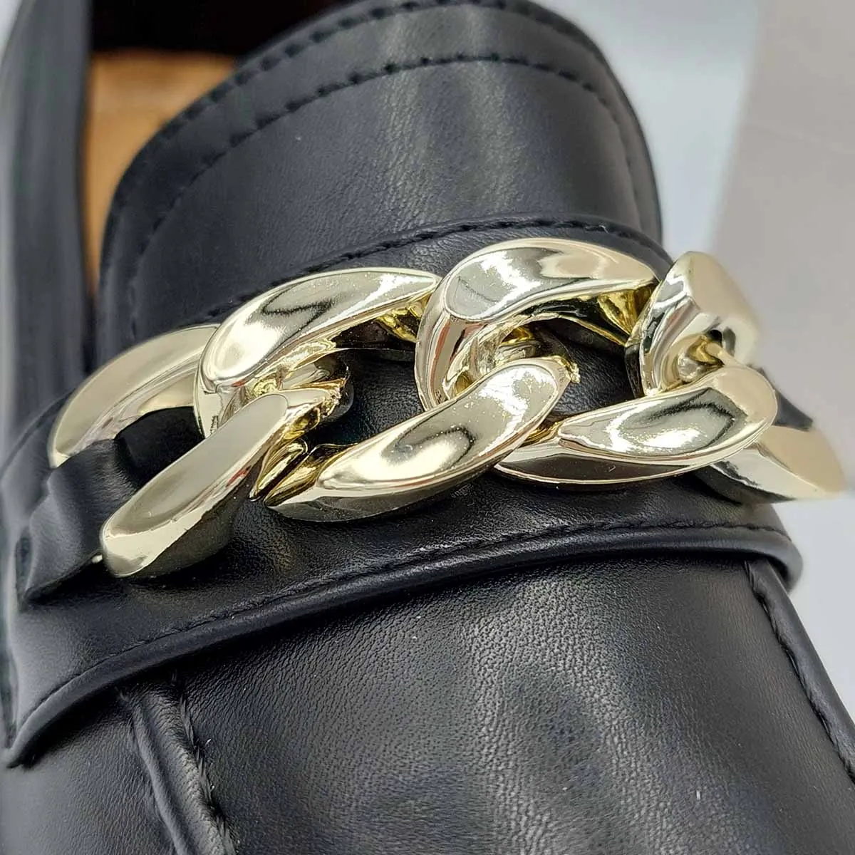 HONEY BLACK PATENT FLAT LOAFER WITH CHAIN DETAIL AND CHUNKY PLATFORM