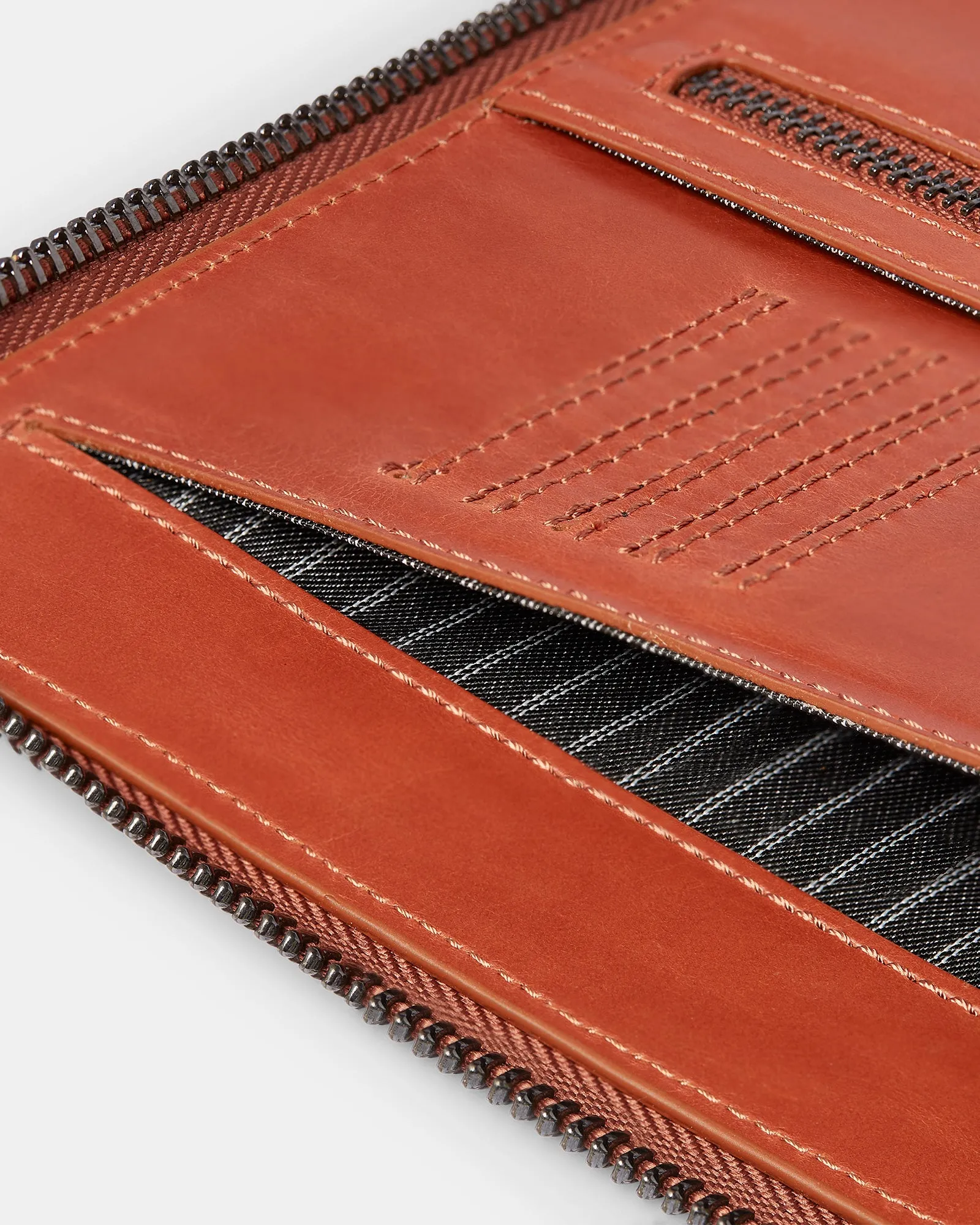 Mark Tech Portfolio | Tan