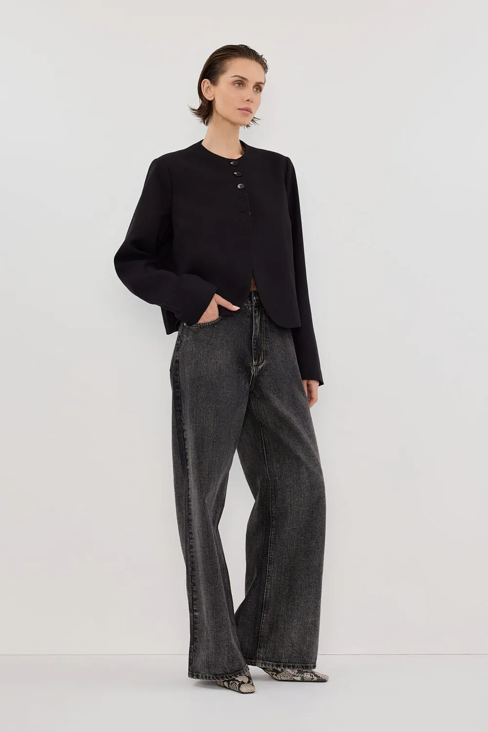 RYAN BLACK CROPPED BLAZER