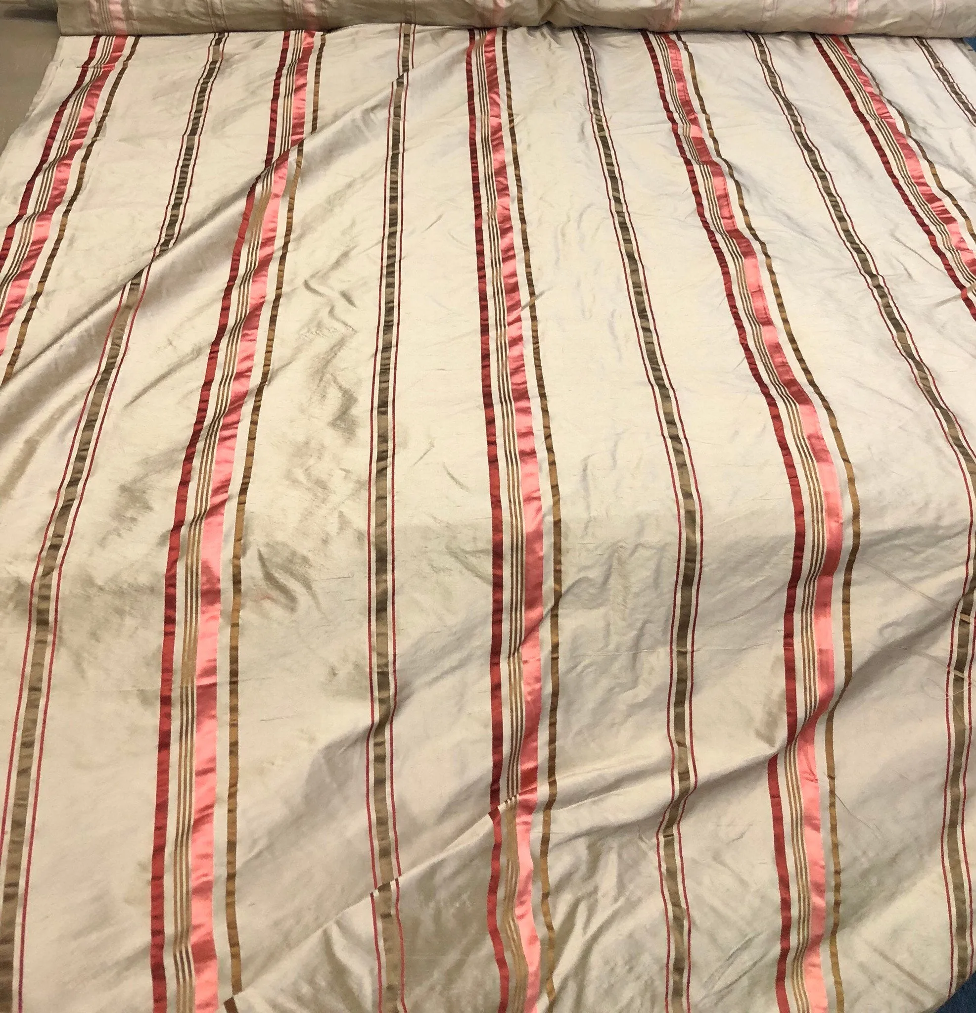 Silk shantung 54&quot; wide   Beautiful tan gold shantung satin stripe fabric sold by the yard